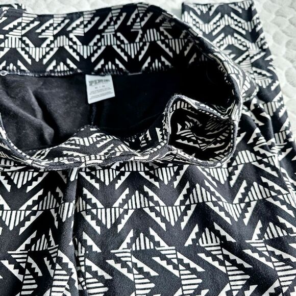 Victoria's Secret Pink leggings geometric medium black white - Picture 4 of 8